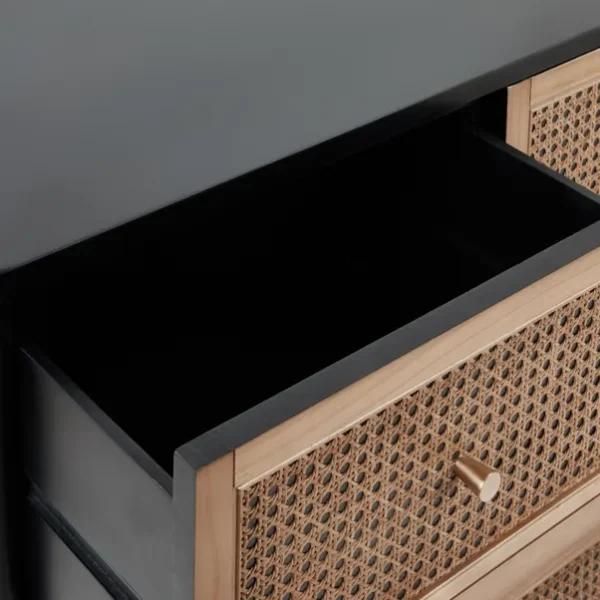Franco 7 Drawer Chest close up