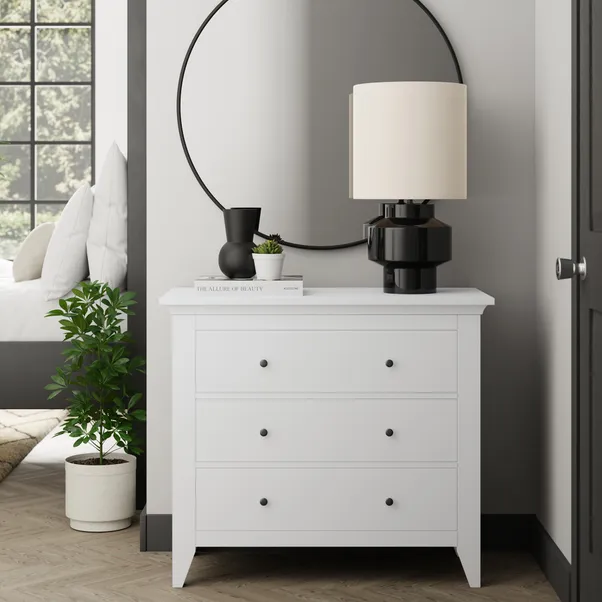 Lynton 3 Drawer Chest in white